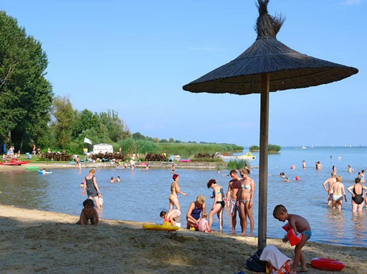 Joe Beach Apartman Keszthely Exteriér fotografie